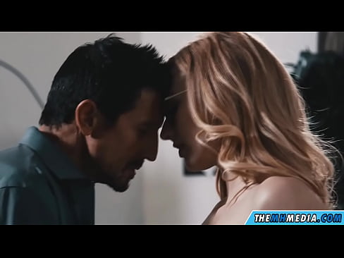 ❤️ Çılğın sarışınla romantik seks ☑ Sikiş videosu bizdə